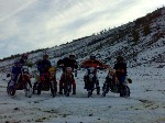 I temerari del motoclub Tapage sulla neve