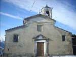 La Chiesa Vecchia vista dalla piazza